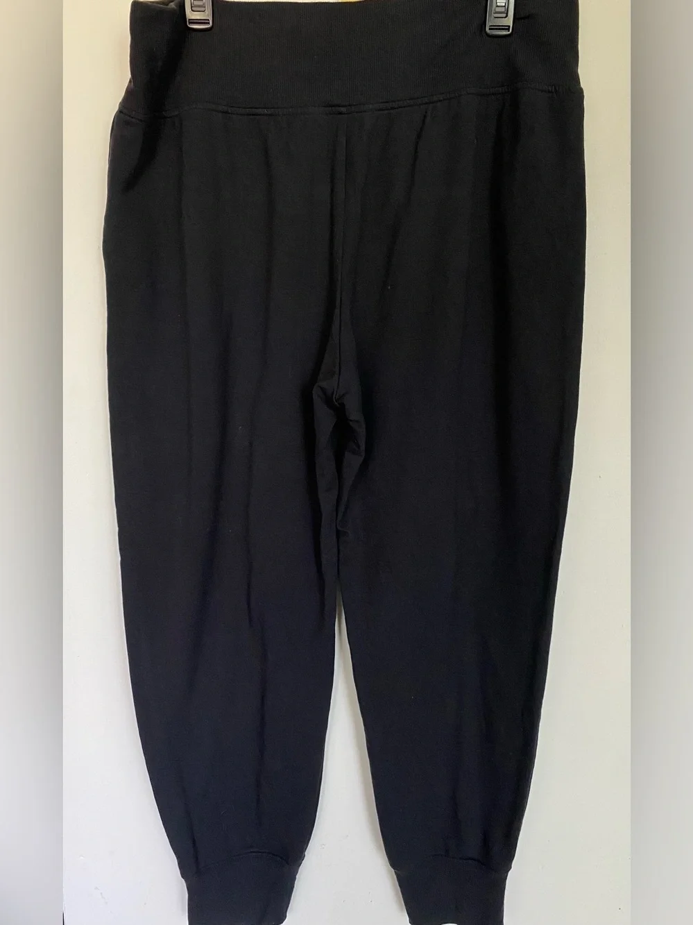 Athleta Black women’s jogger Pants Soft Tencel Blend High Rise pockets